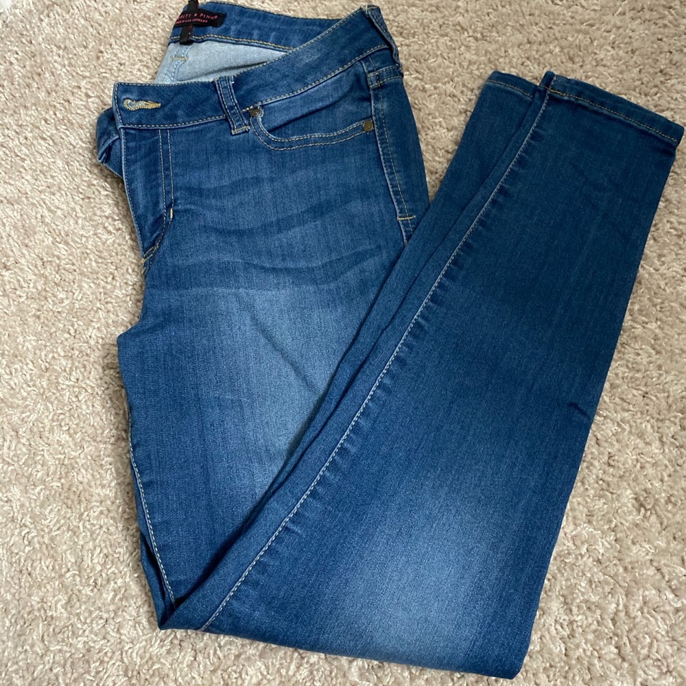 Celebrity pink skinny jeans